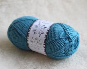 5-ply shetland - turquoise at Wabi Sabi