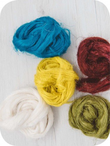 'natural white ' flax (linen) roving: 50g by DHG | Wabi Sabi