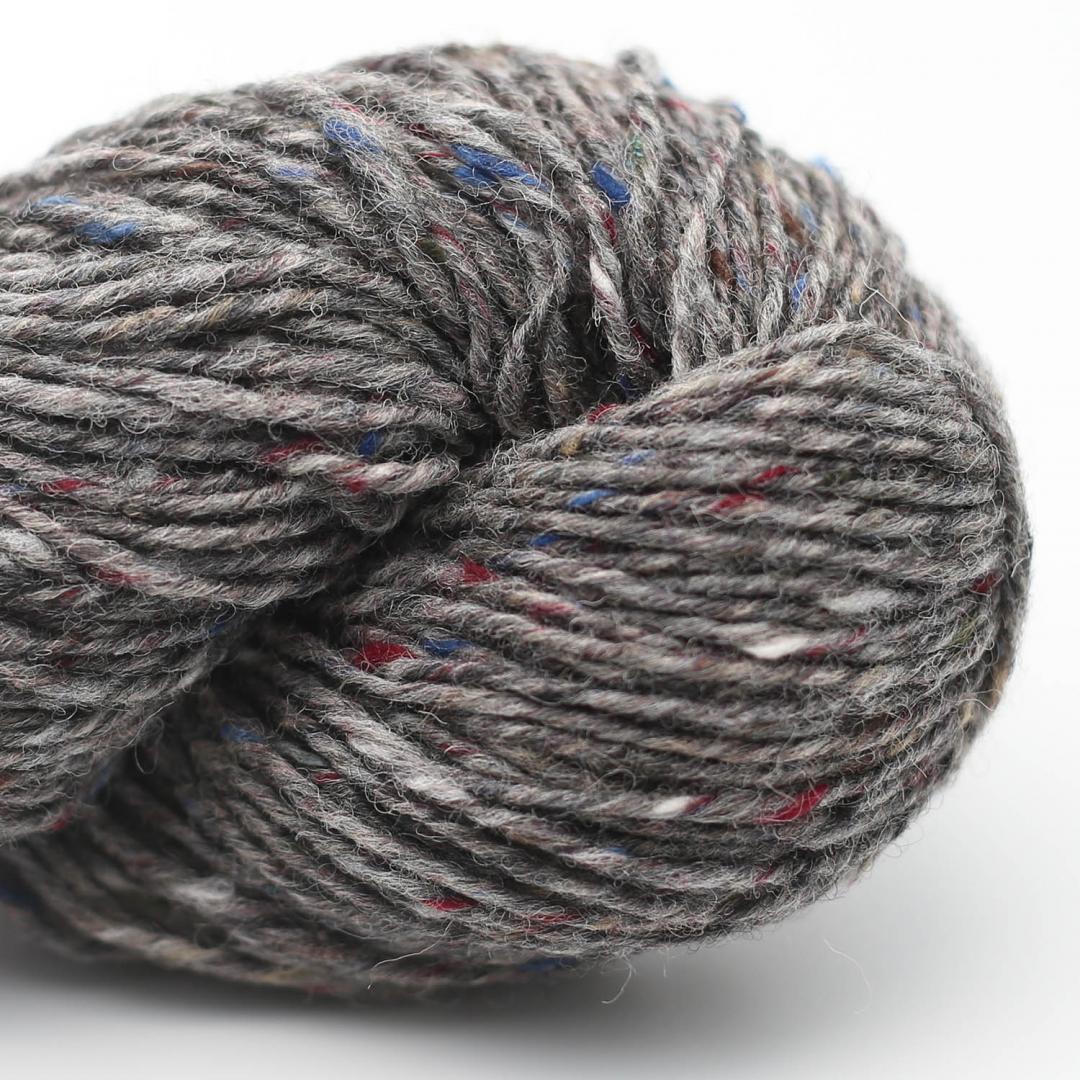 '09 giant's stone grey ' pure tweed by erika knight | Wabi Sabi