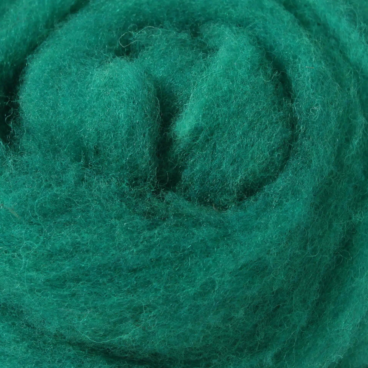 '10 Emerald Green ' 100% canadian wool roving by gram by Custom Woolen Mills | Wabi Sabi