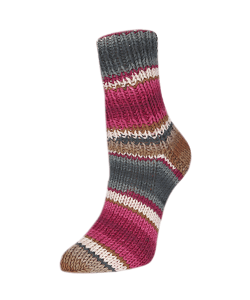 10 hearth flotte socke papagei by rellana garne at Wabi Sabi