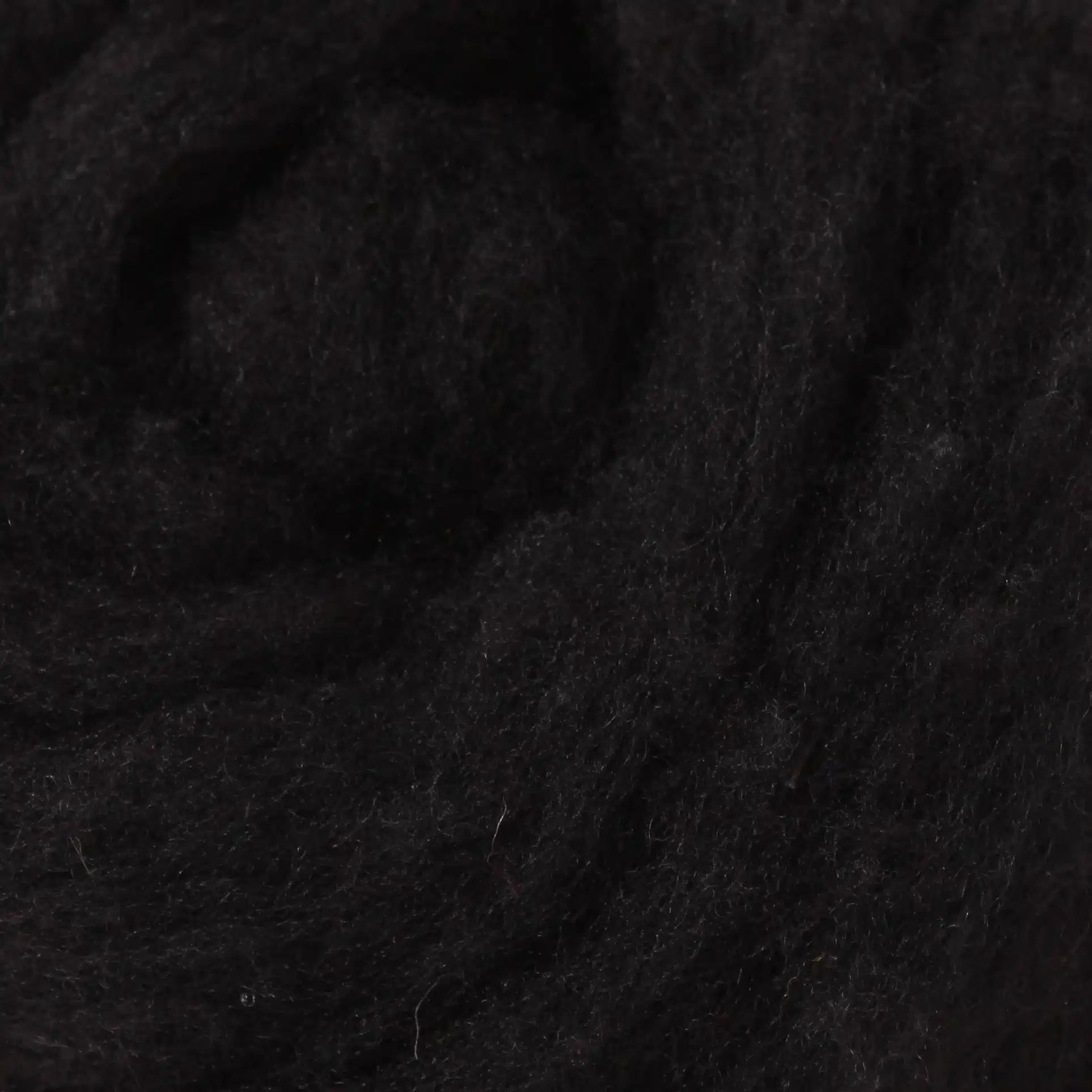 '23 Dyed Black ' 100% canadian wool roving by gram by Custom Woolen Mills | Wabi Sabi