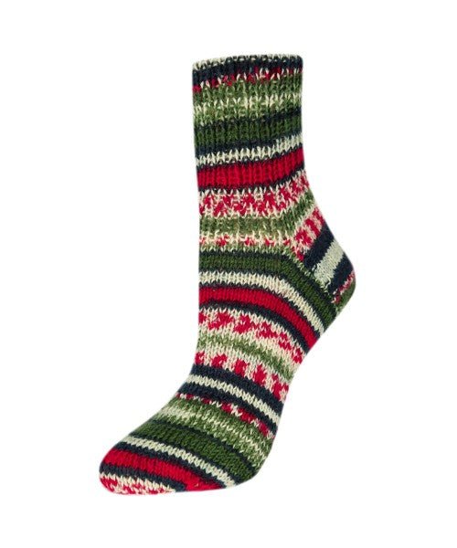 '24 christmas ' flotte socke by Rellana Garne | Wabi Sabi