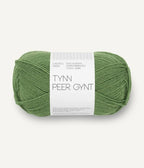 8753 vineyard green tynn peer gynt by sandnes garn at Wabi Sabi
