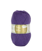 '935 lilac ' flotte socke by Rellana Garne | Wabi Sabi