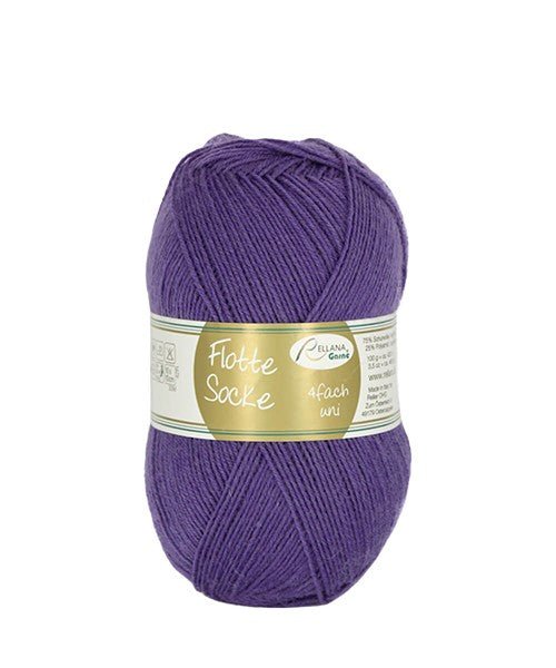 '935 lilac ' flotte socke by Rellana Garne | Wabi Sabi