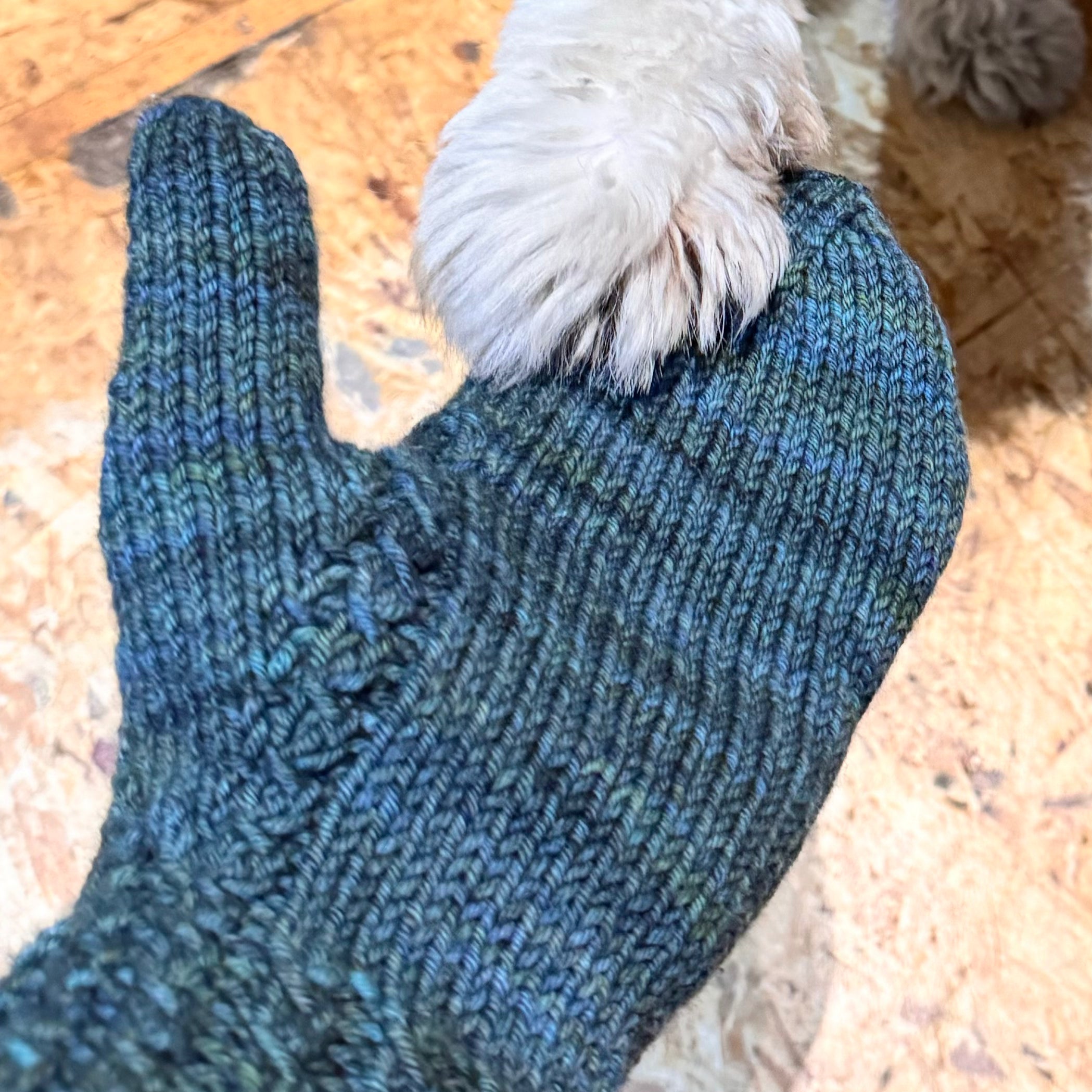 miko's mittens by impertiknits at Wabi Sabi