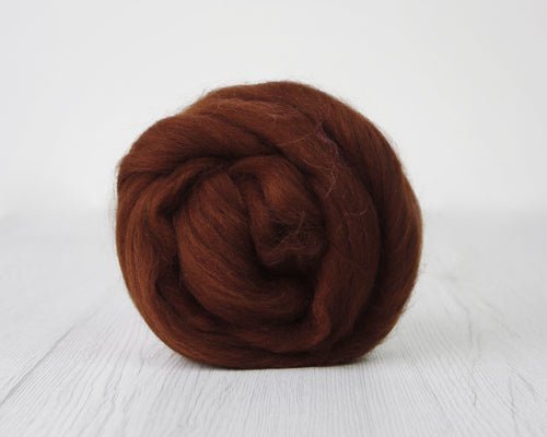 'bark ' corriedale roving by gram by ashford / dyeing house gallery | Wabi Sabi