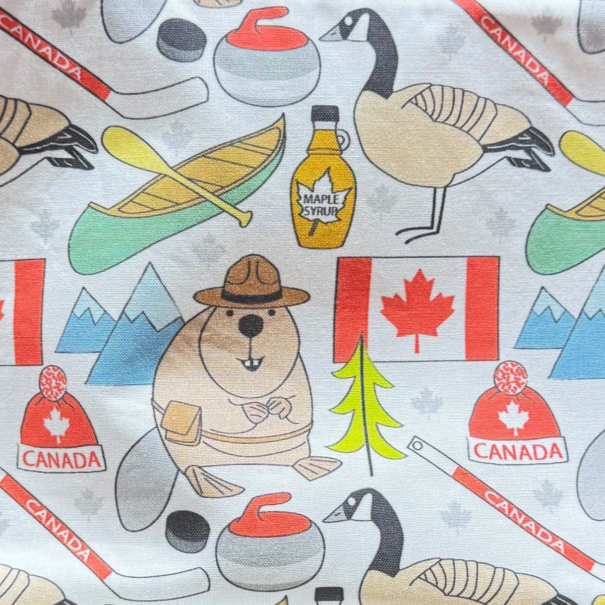 'canadiana ' canada themed project bags: zipper pouch by Doorstopper | Wabi Sabi