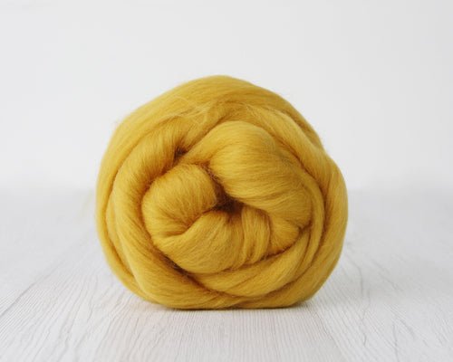 'honey ' corriedale roving by gram by ashford / dyeing house gallery | Wabi Sabi