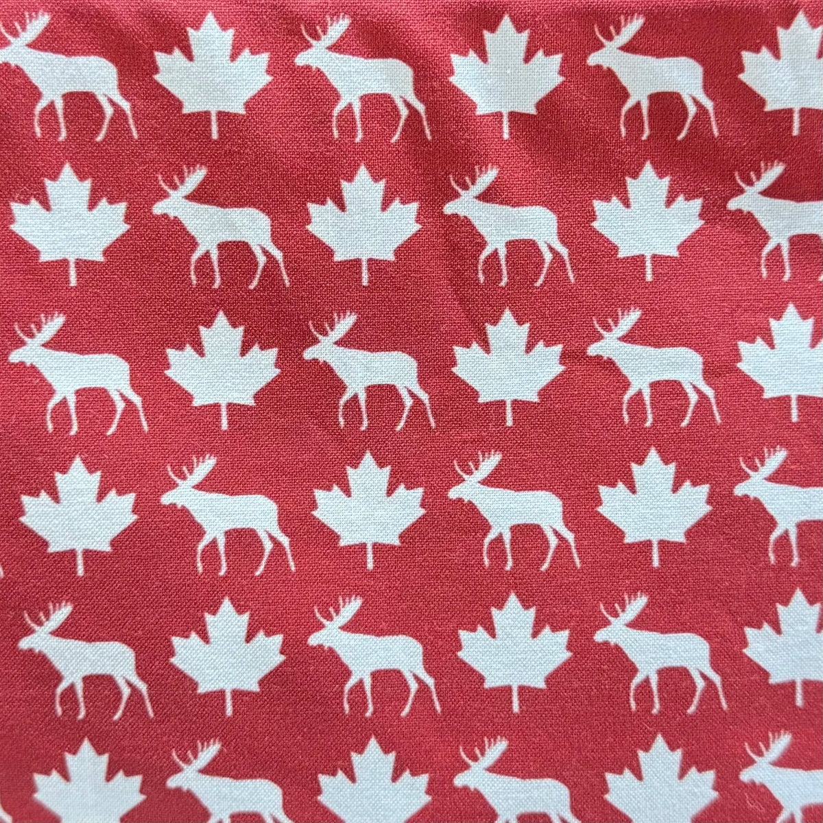 'moose & leaf ' canada themed project bags: zipper pouch by Doorstopper | Wabi Sabi