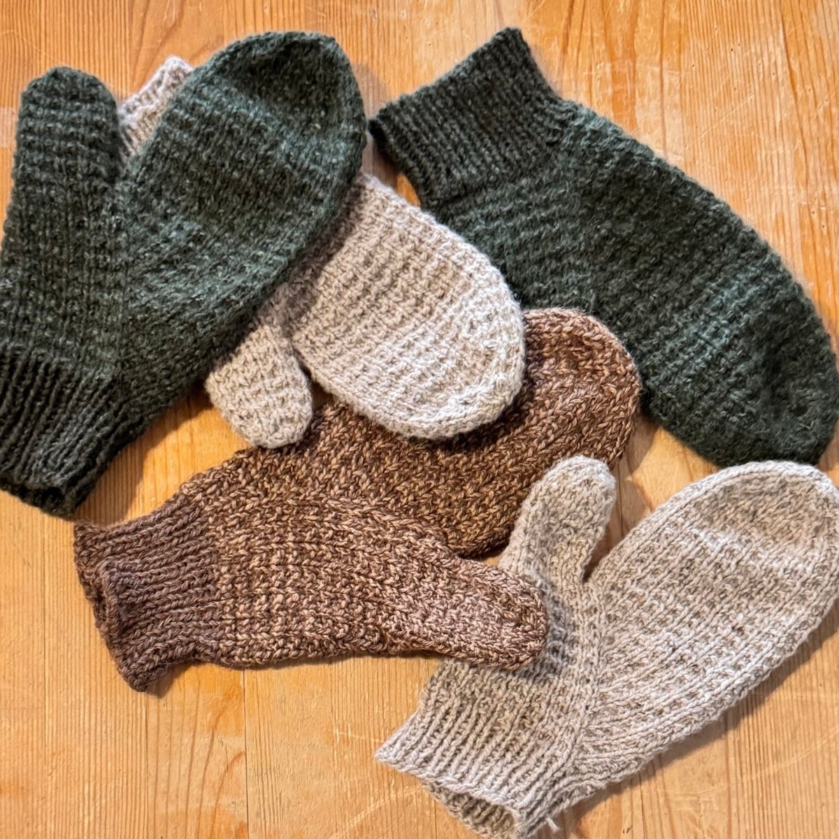 ' ' ringwood mittens by impertiknits | Wabi Sabi