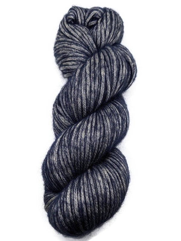 'navy ' amelie by Illimani Yarn | Wabi Sabi