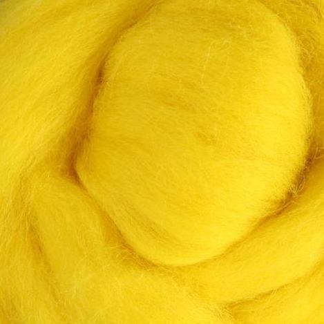 '027 Yellow ' corriedale roving by gram by Ashford / DHG | Wabi Sabi