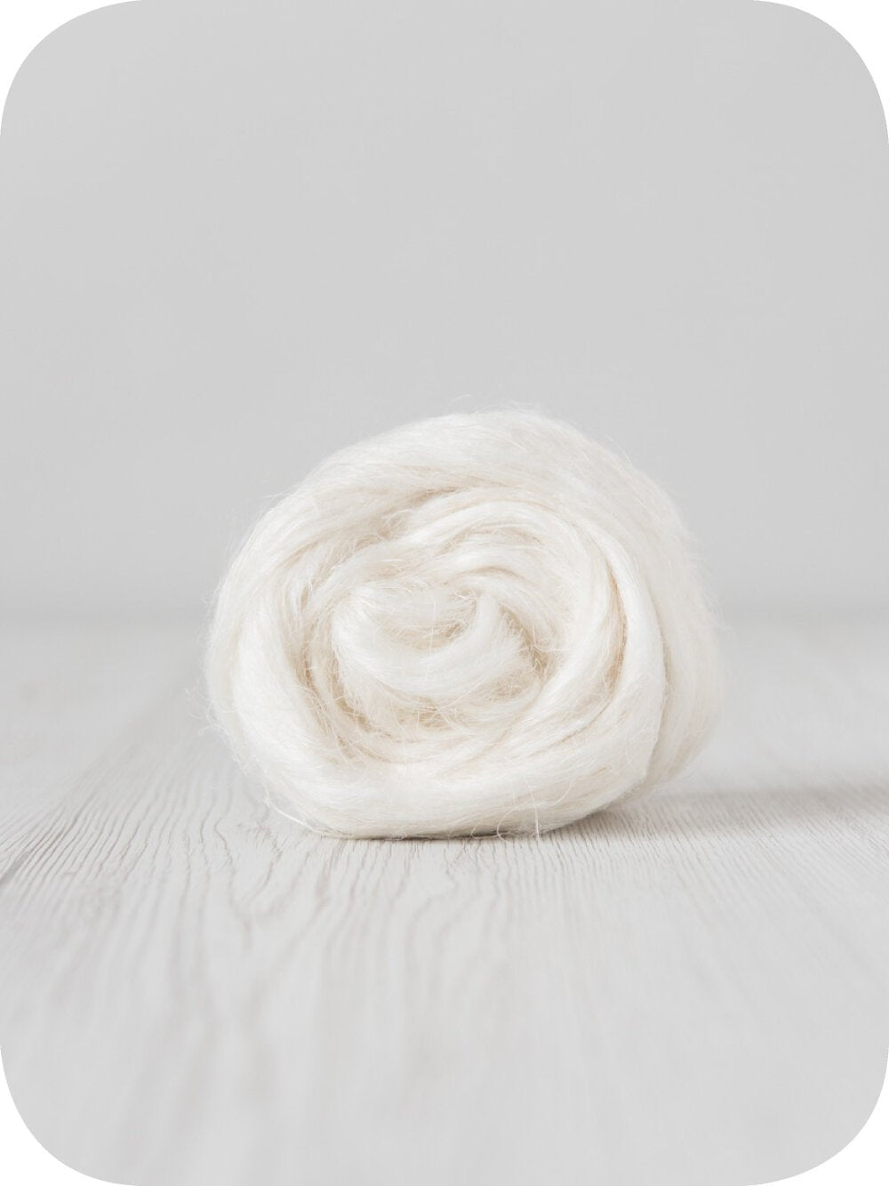 Flax (Linen) Roving, 50g - natural white at Wabi Sabi