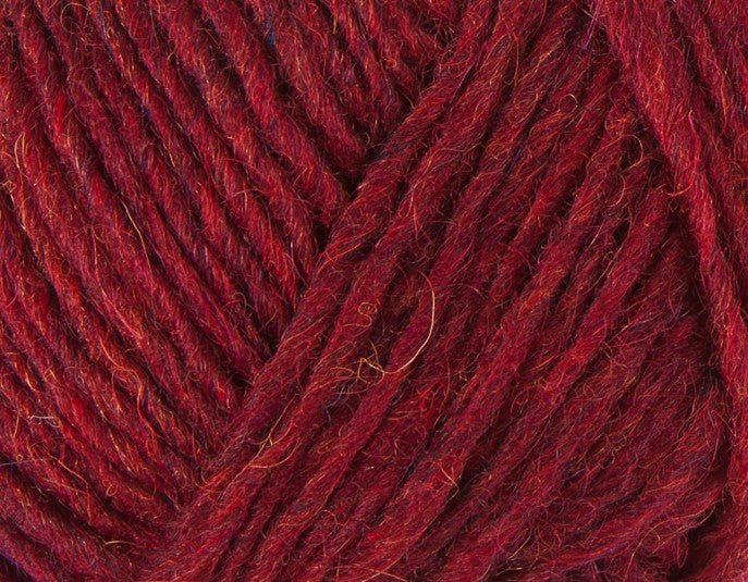'1409 garnet red ' léttlopi by Istex | Wabi Sabi